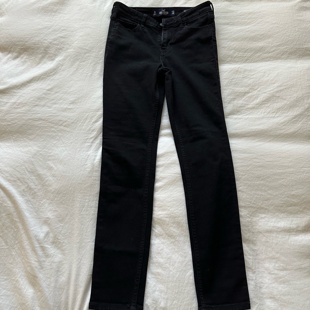Hollister Co. Black Mid Rise Super Skinny Jeans (Size 1S)